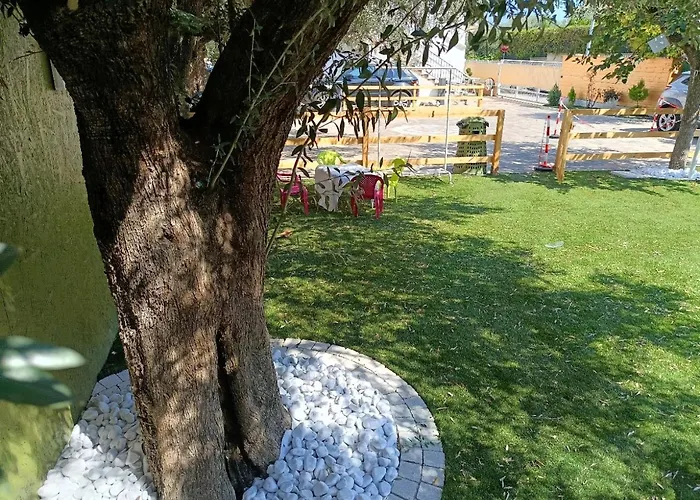 Konukevi Santa Lucia 3*